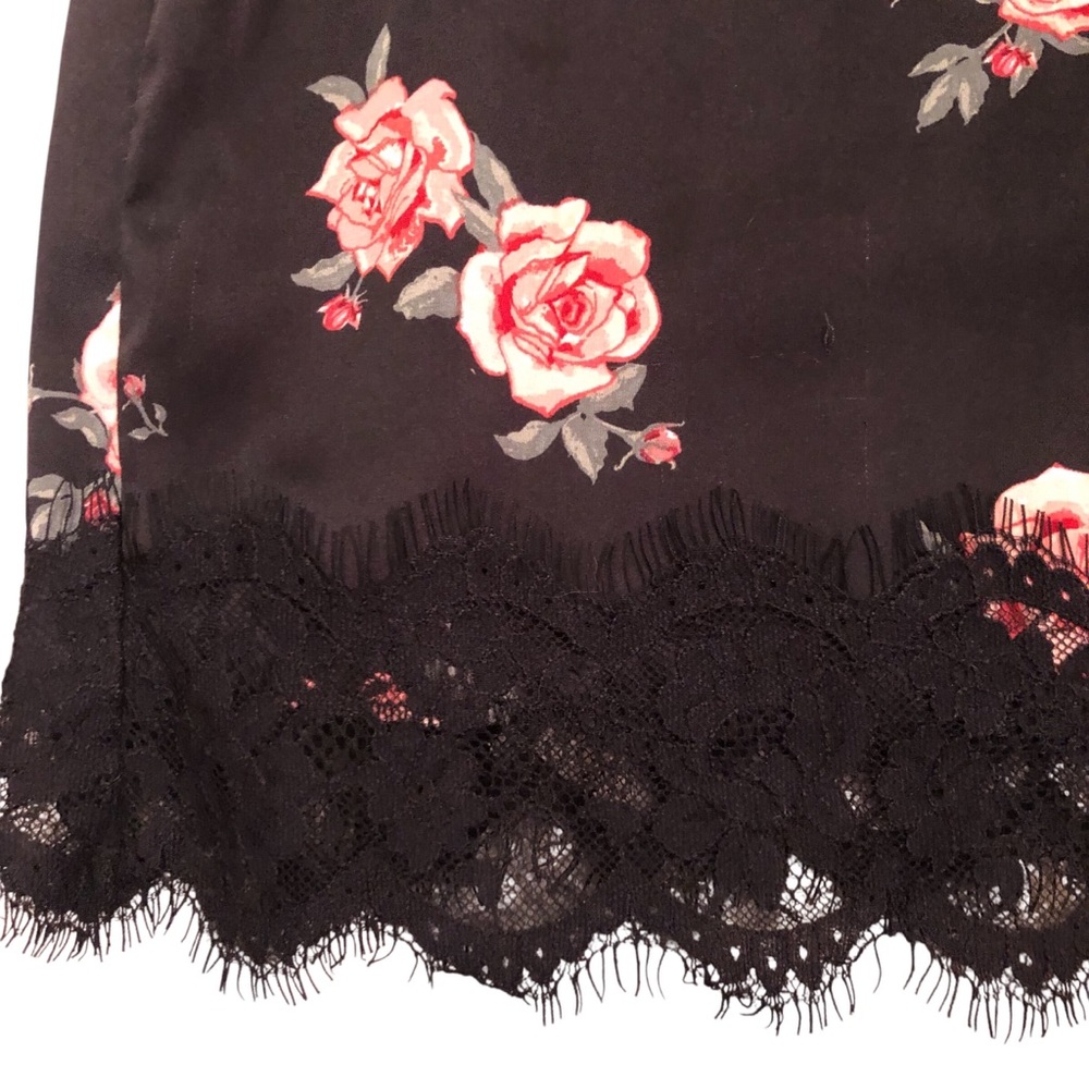Y2K Black Satin Cami with Rose Print & Lace Trim Size S Feminine Cottagecore - Picture 4 of 5